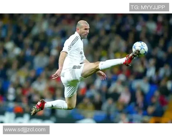 绿茵岁月挥手告别见证传奇球星最后荣耀时刻